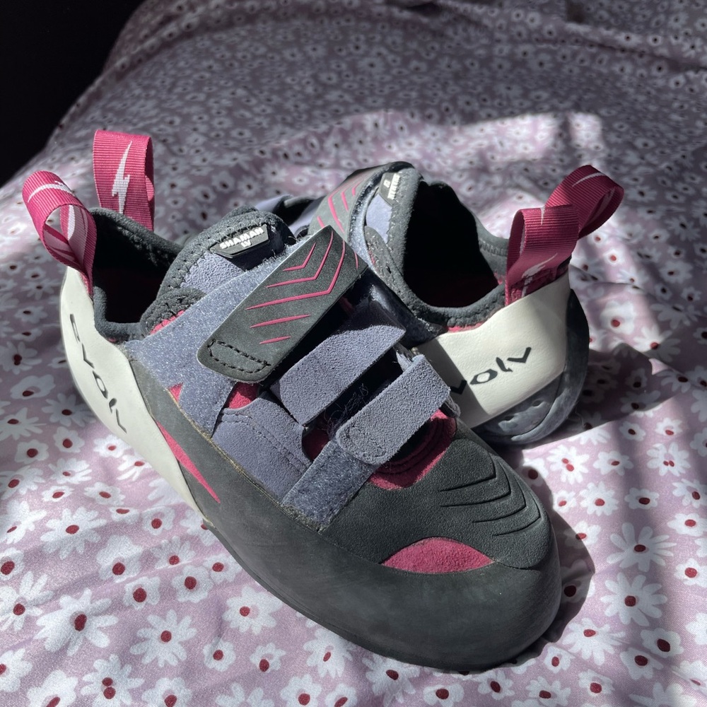 Evolv Shaman LV women’s climbing shoes